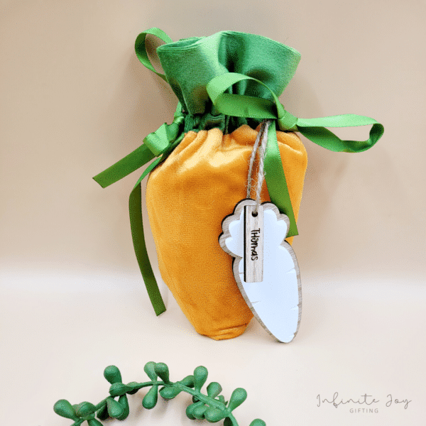 Carrot Bag + Tag - Image 2