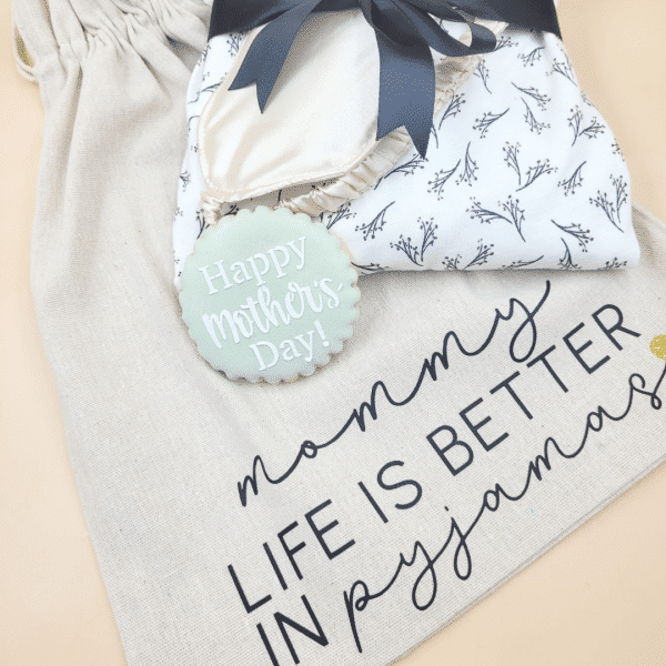 Mommy Pyjama Set - Image 4