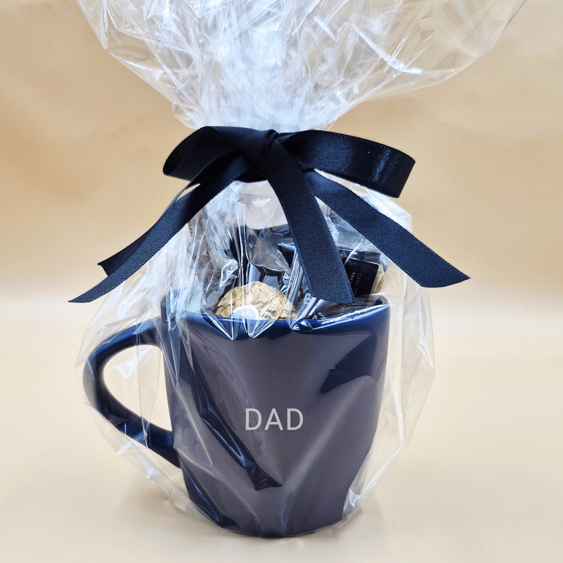 Dad Mug and Treats Gift Set - Image 4